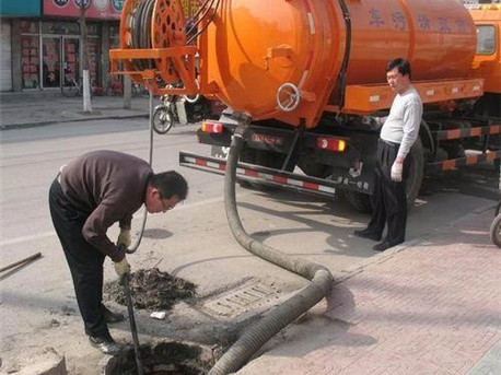 皂市镇清掏化粪池，健康生活从这里开始